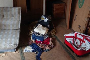 千葉県船橋市にお住いの一見にゃのゴミ屋敷片付けをご依頼のお客様のお部屋のお写真