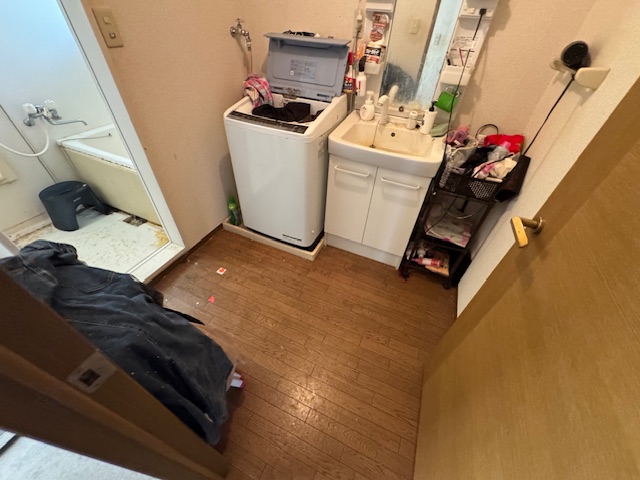 東京都台東区 整理されて綺麗になった洗面所